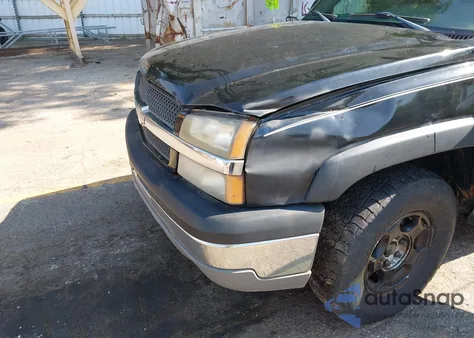 2003 Chevrolet Silverado 1500 Ls z USA, uszkodzony, nr VIN 1GCEK19T83E333881